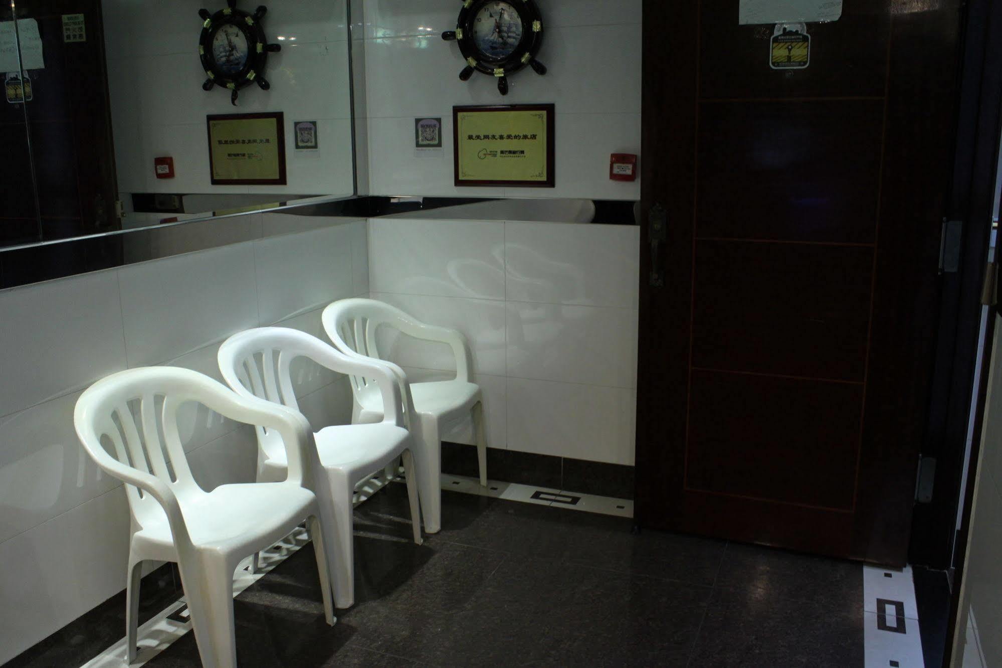 New Chung King Mansion Guest House - Tower C Hong Kong Luaran gambar